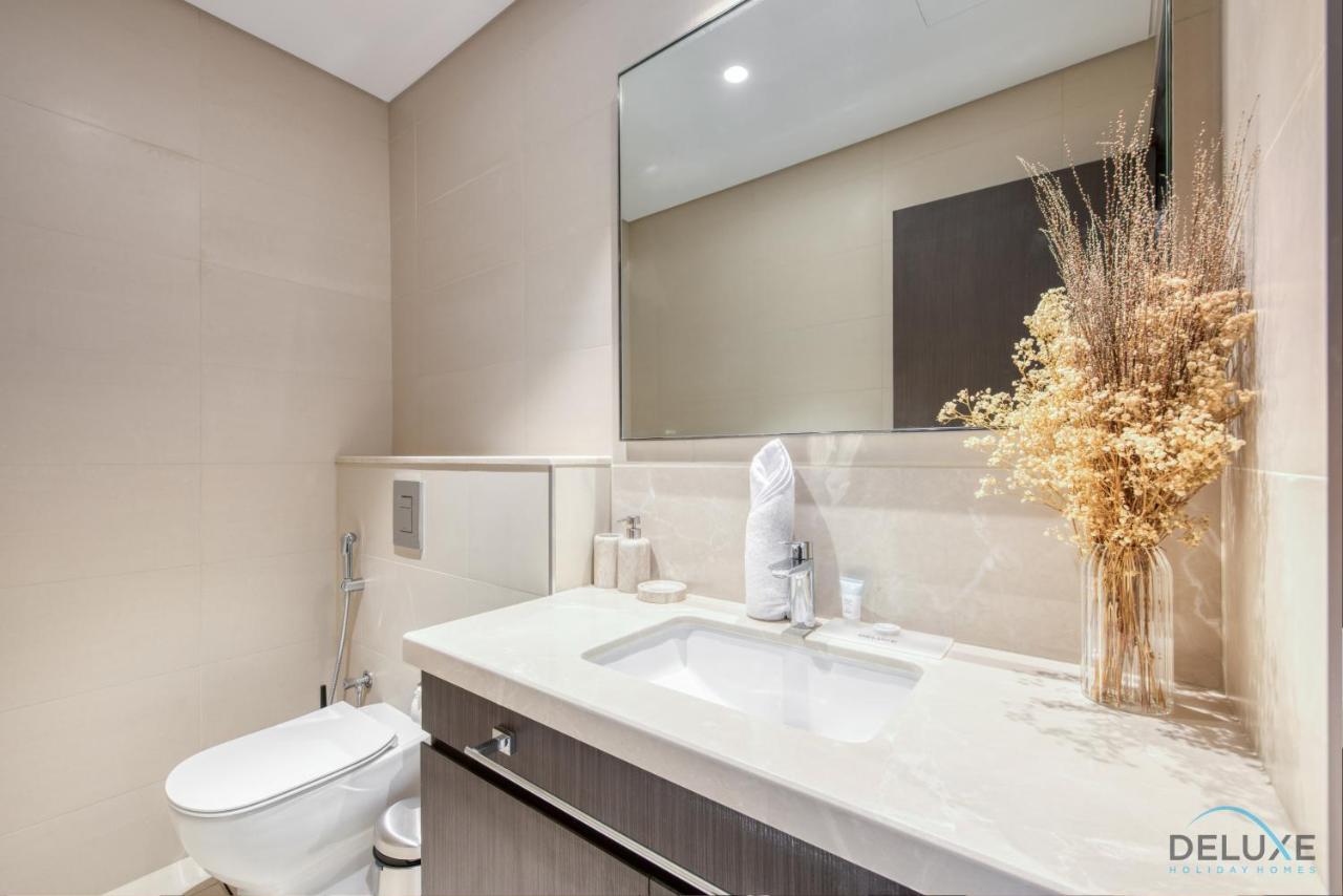 Elegant 2br At Downtown Views Downtown By Deluxe Homes Dubai